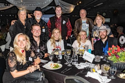 Sponsor Table 11-9334