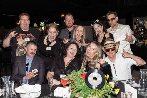 Sponsor Table 19-9372